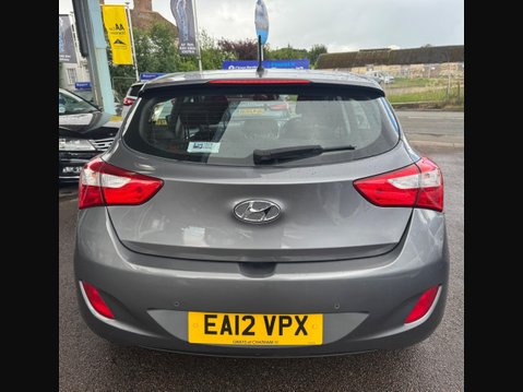 Hyundai i30 1.6 CRDi Blue Drive Active Euro 5 (s/s) 5dr 6