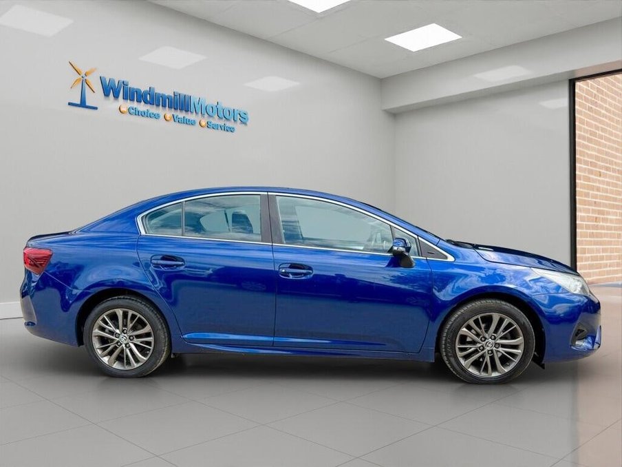 2016 Toyota Avensis — image 3