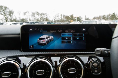 Mercedes-Benz A Class A 180 SE EXECUTIVE 28