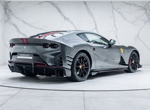Ferrari 812 Competizione 3