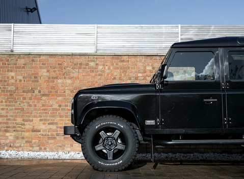 Land Rover Defender 110 XS Classic Series I 24