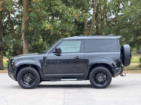 Land Rover Defender 3.0 Defender Hard Top D MHEV Auto 4WD 5dr 32