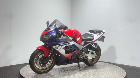 Honda CBR 2009 CBR900 FIREBLADE 29K ICONIC 1 OWNER SPORTS TRACK BIKE 3