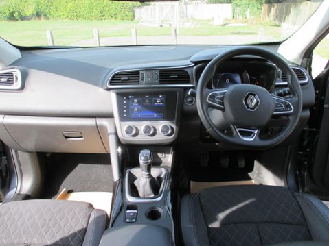 Renault Kadjar 1.3 TCe Iconic Euro 6 (s/s) 5dr 15