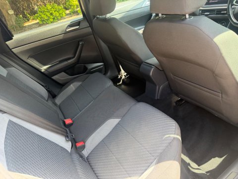 Volkswagen Polo 1.0 TSI R-Line Euro 6 (s/s) 5dr 18