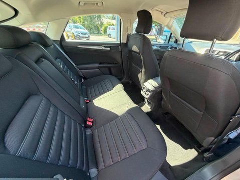 Ford Mondeo 1.5 TDCi ECOnetic Zetec Euro 6 (s/s) 5dr 5