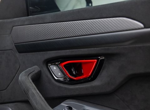 Lamborghini Urus PERFORMANTE 40