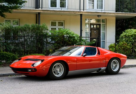 Lamborghini Miura P400 SV