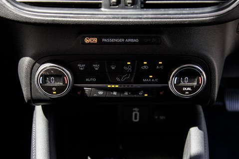 Ford Focus TITANIUM X EDITION MHEV 33