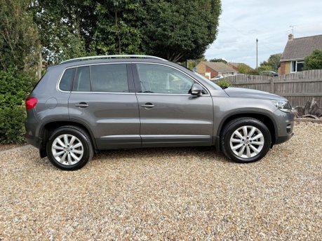 Volkswagen Tiguan 2.0 TDI BlueMotion Tech Match DSG 4WD Euro 5 (s/s) 5dr 4