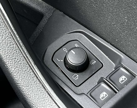 Skoda Karoq 1.5 Karoq Sportline TSi Semi-Auto 5dr 64