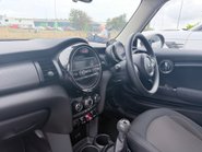 Mini Hatch COOPER 9