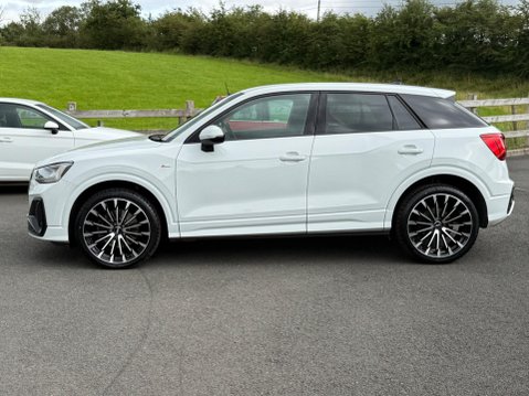 Audi Q2 2.0 TDI 35 S line S Tronic quattro Euro 6 (s/s) 5dr 9