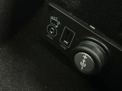 Land Rover Range Rover Evoque 2.2 SD4 Pure Tech Auto 4WD Euro 5 (s/s) 5dr 90