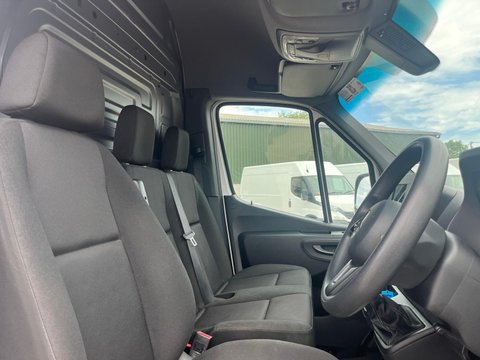 Mercedes-Benz Sprinter 315 CDI PROGRESSIVE 11