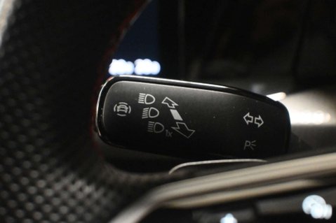 Volkswagen Golf 2.0 Golf Clubsport GTi TSi Semi-Auto 5dr 41