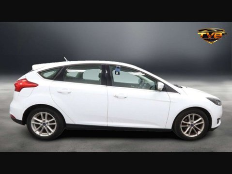 Ford Focus 1.0 Focus Zetec 5dr *NATIONAL DELIVERY* 2