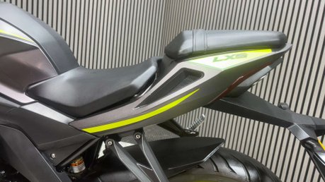 Lexmoto LXS 2023 ONLY 1K NEW MOT 125CC SPORTS BIKE LEARNER 39