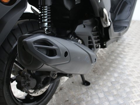 Yamaha Nmax 125 GPD125-A ABS 24