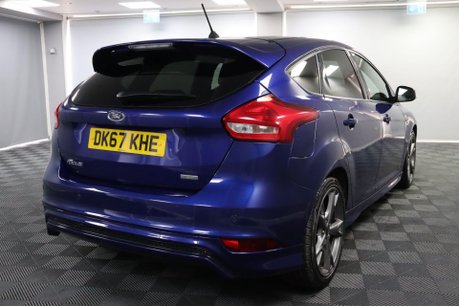 Ford Focus ST-LINE X 11