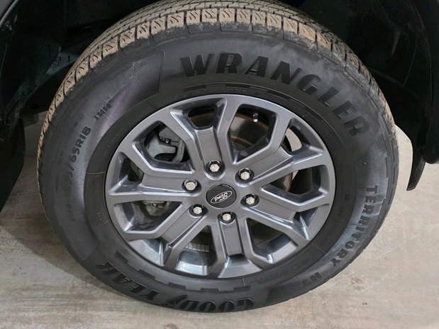 Ford Ranger Ranger Pick Up Double Cab Wildtrak 2.0 Eco Blue 205 Auto Fitted with Canopy 2
