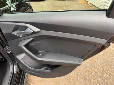 Audi A1 SPORTBACK TFSI S LINE 41