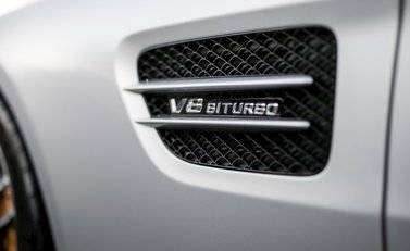 Mercedes-Benz Amg GT GT S 31