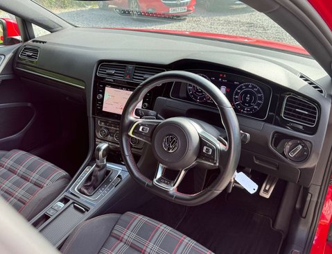 Volkswagen Golf 2.0 Golf GTi TSi Semi-Auto 5dr 16