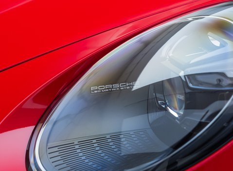 Porsche 911 Carrera GTS (992) 37