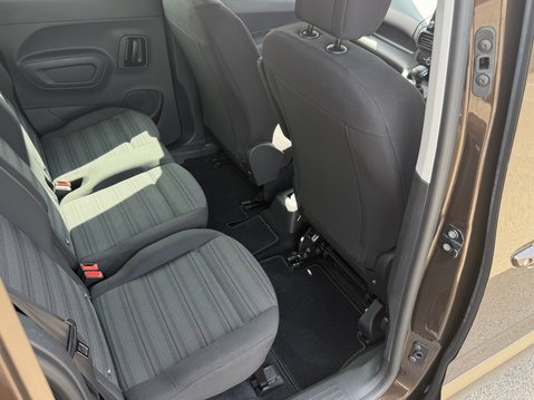 Vauxhall Combo Life 1.2 Turbo Energy 5dr 31