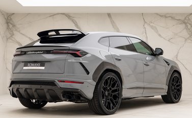 Lamborghini Urus 7