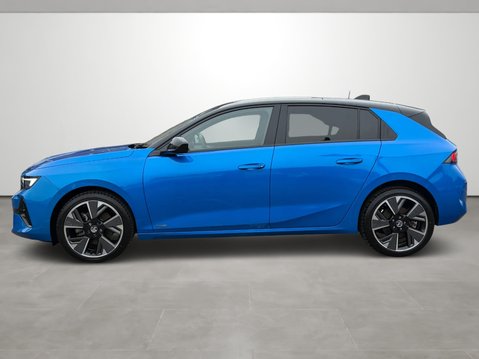 Vauxhall Astra 115kW Ultimate 54kWh 5dr Auto 7