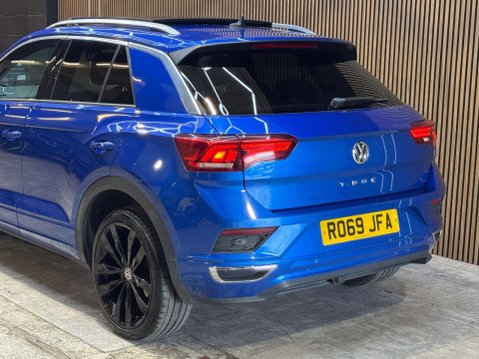 Volkswagen T-Roc 1.5 T-Roc R-Line TSi Evo Semi-Auto 5dr 32