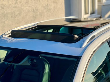 Volkswagen Golf 1.4 TSI BlueMotion Tech SE DSG Euro 5 (s/s) 5dr 2