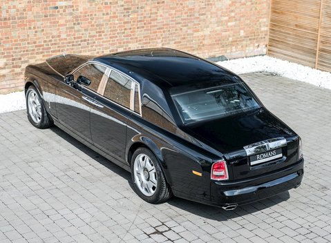 Rolls-Royce Phantom 9