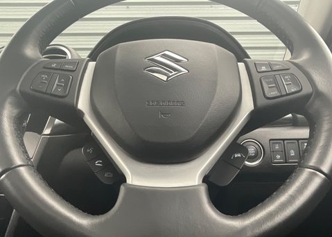 Suzuki Vitara 1.4 Boosterjet 48V Hybrid SZ5 23