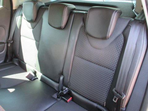 Renault Clio 0.9 TCe GT Line Euro 6 (s/s) 5dr 46