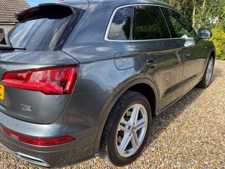 Audi Q5 2.0 TFSI S line S Tronic quattro Euro 6 (s/s) 5dr 8