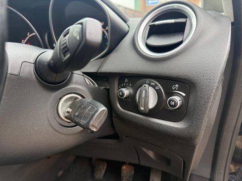 Ford Fiesta 1.0T EcoBoost Zetec Euro 5 (s/s) 5dr 23
