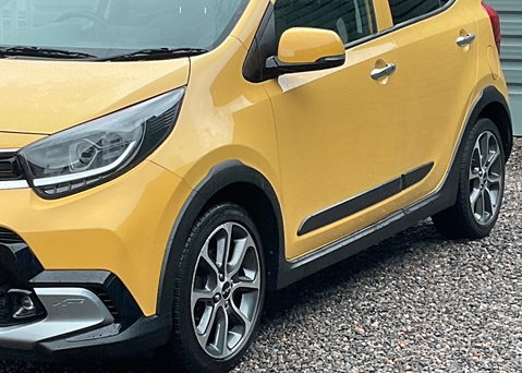 Kia Picanto 1.0 X-Line S 5