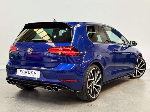 Volkswagen Golf 2.0 TSI R Hatchback 3dr Petrol DSG 4Motion Euro 6 (s/s) (310 ps) 23