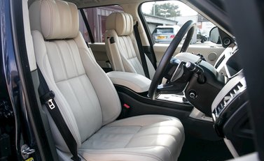 Land Rover Range Rover 4.4 SDV8 Autobiography 12