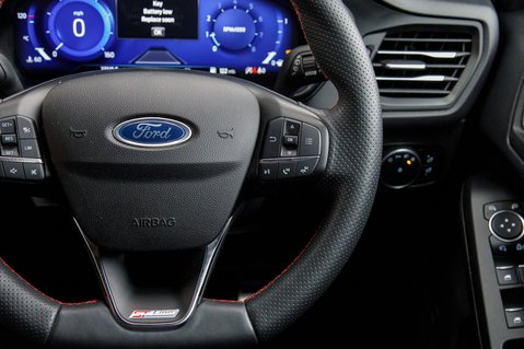 Ford Focus ST-LINE X EDITION MHEV 19