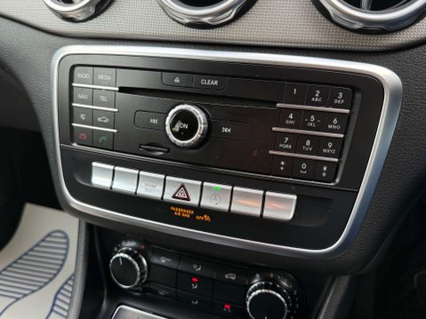 Mercedes-Benz GLA 1.6 GLA180 Urban Edition SUV 5dr Petrol 7G-DCT Euro 6 (s/s) (122 ps) 49
