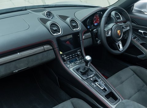 Porsche 718 BOXSTER GTS 4.0 20