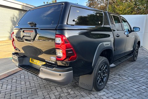 Toyota Hilux Invincible X 4WD 2.8 D-4D Double Cab Pickup - Hardtop Canopy 6