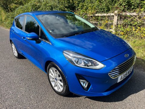 Ford Fiesta TITANIUM 5