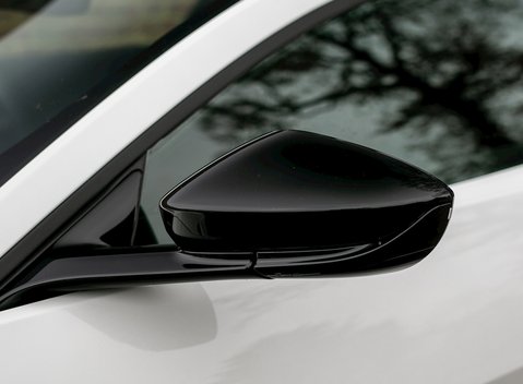 Aston Martin V8 Vantage 27