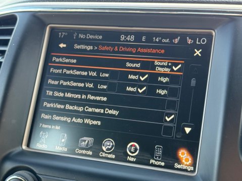 Jeep Grand Cherokee 3.0 V6 CRD Limited Plus SUV 5dr Diesel Auto 4WD Euro 5 (247 bhp) 25