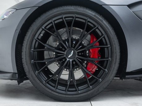 Aston Martin V8 Vantage ROADSTER 